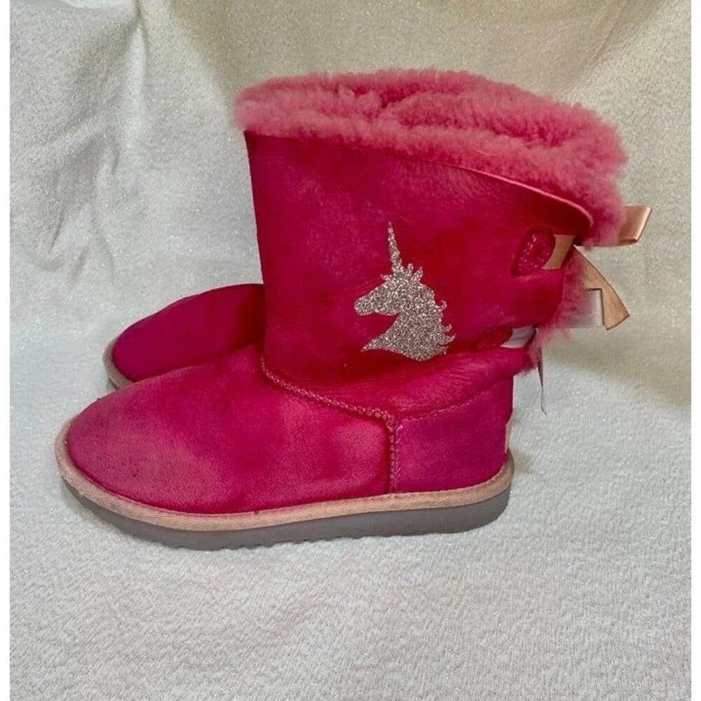 Ugg custom pink Bailey bow boots. Size 2 girls.